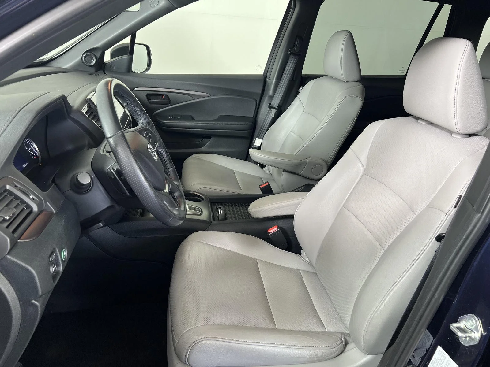 Used 2023 Obsidian Blue Pearl Honda EX-L image 11