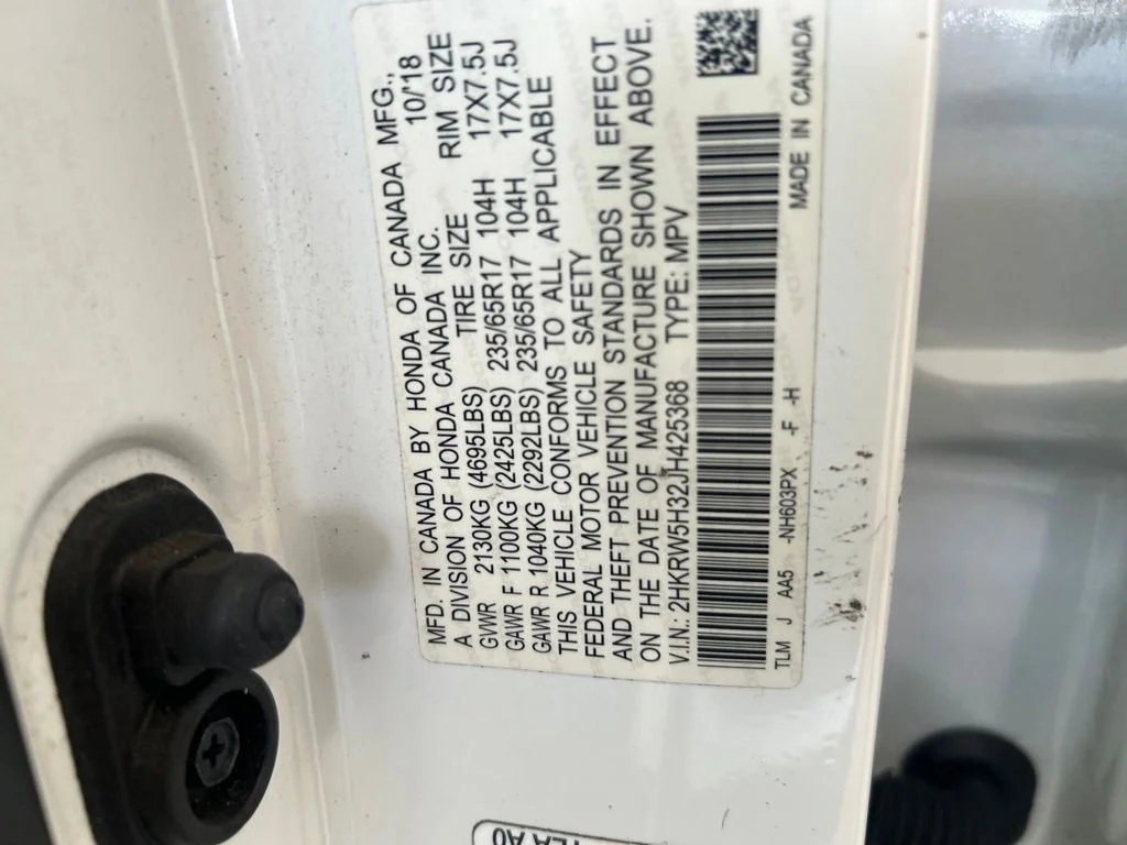 Used 2018 White Honda LX image 37