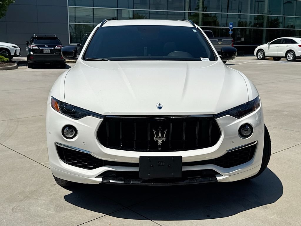 Used 2022  Maserati GT image 4