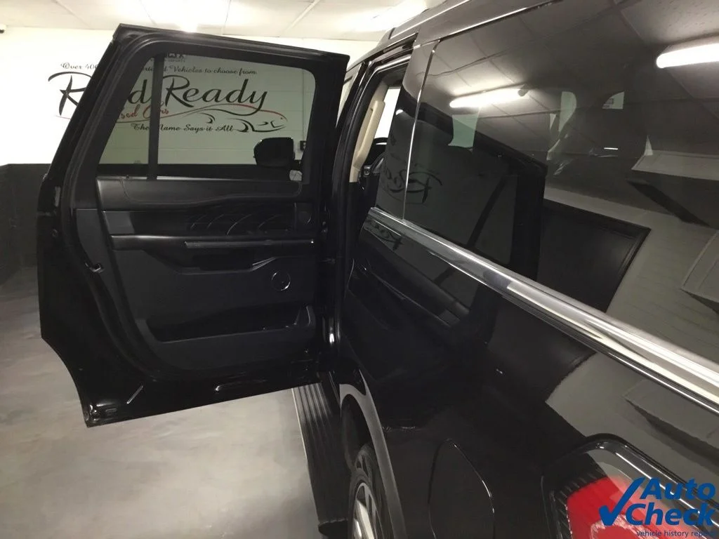 Used 2021 Black Ford Platinum image 34