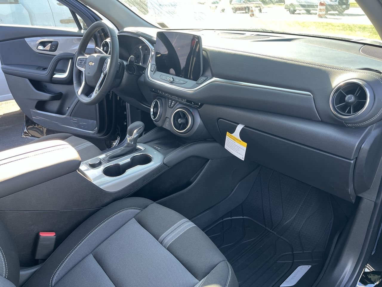 2025 Chevrolet Blazer 2LT - Photo 78