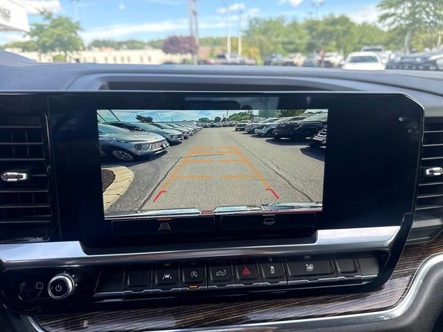 Used 2023 Red GMC Elevation image 19