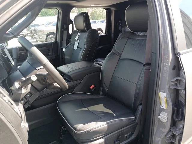 New 2026 Ceramic Gray Clear-Coat Exterior Paint RAM Limited image 37