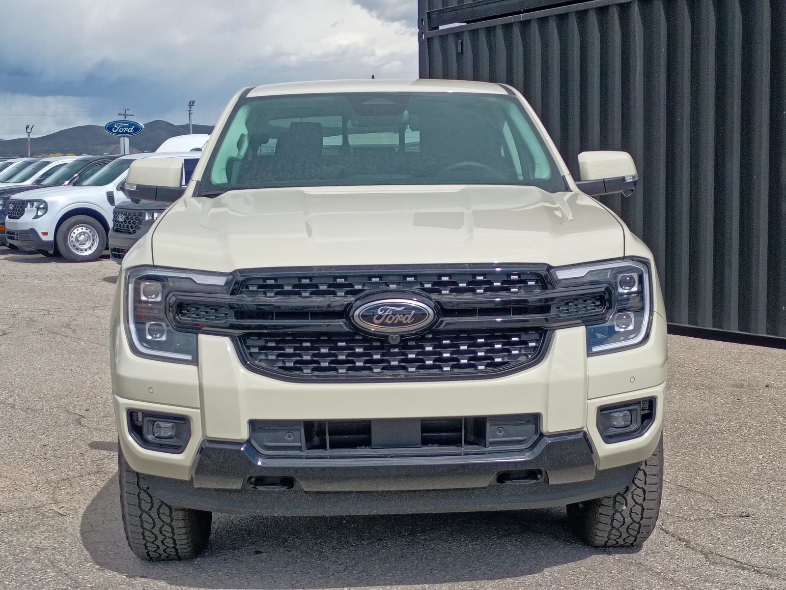 View vehicle photo 2