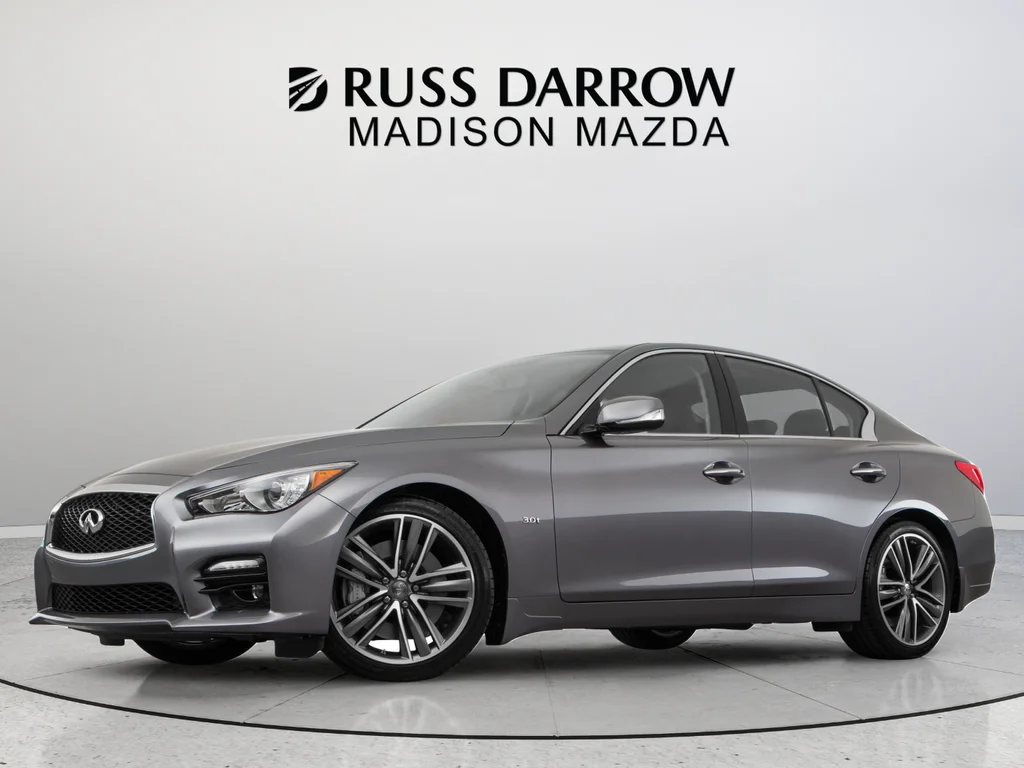 Used 2017 Gray INFINITI Sport image 1