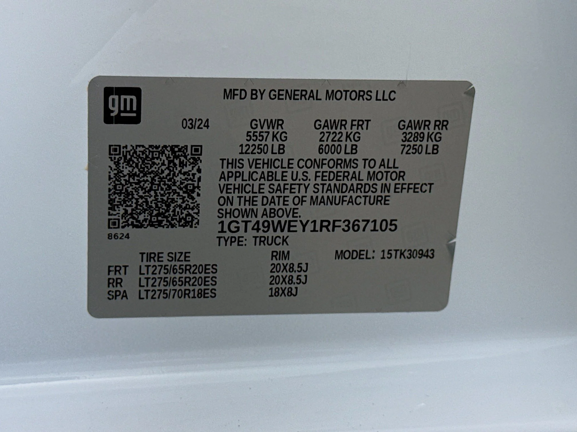 Used 2024 Summit White GMC Denali image 36