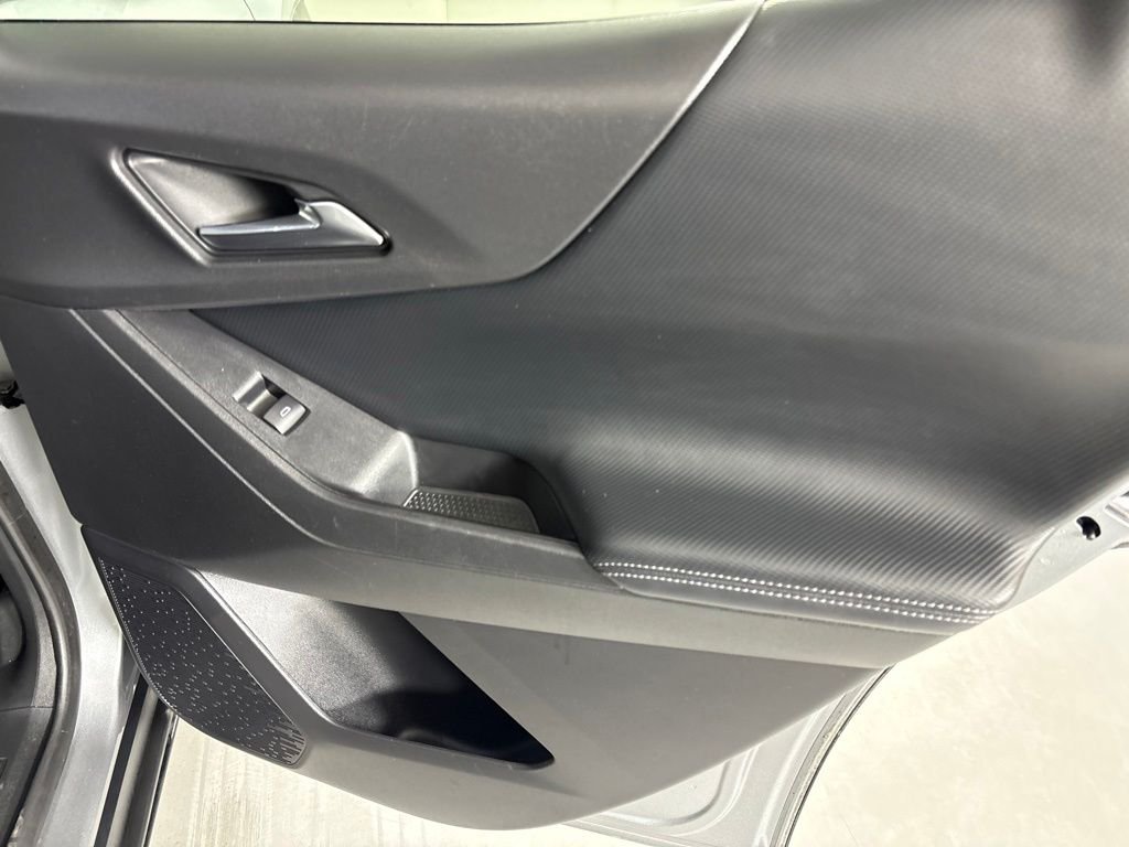 Used 2025 Gray Chevrolet LT image 18