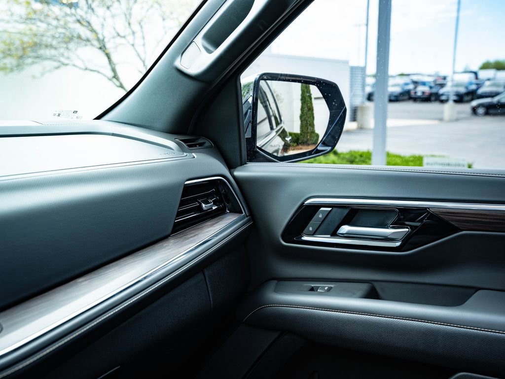 Used 2025 Black Chevrolet Premier image 40