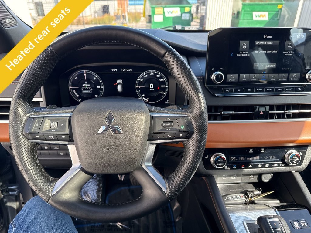 Used 2023  Mitsubishi SEL image 21