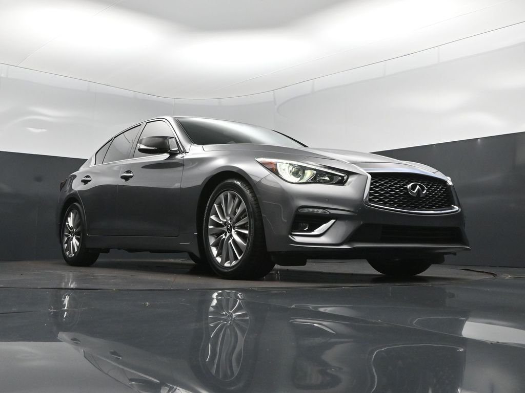 Certified Used 2023 Gray INFINITI LUXE image 40