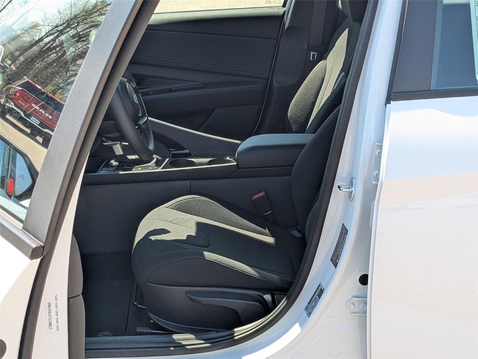New 2026 Serenity White Hyundai SEL Sport image 9