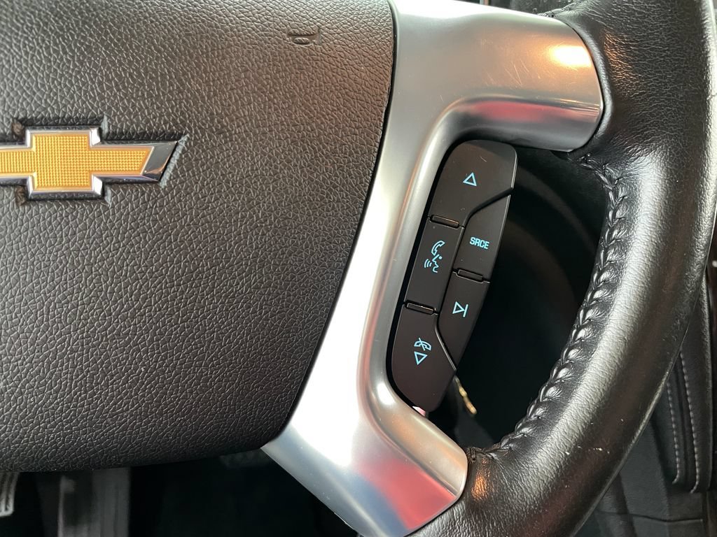 Certified Used 2015 SILVER ICE METALLIC Chevrolet LT image 28