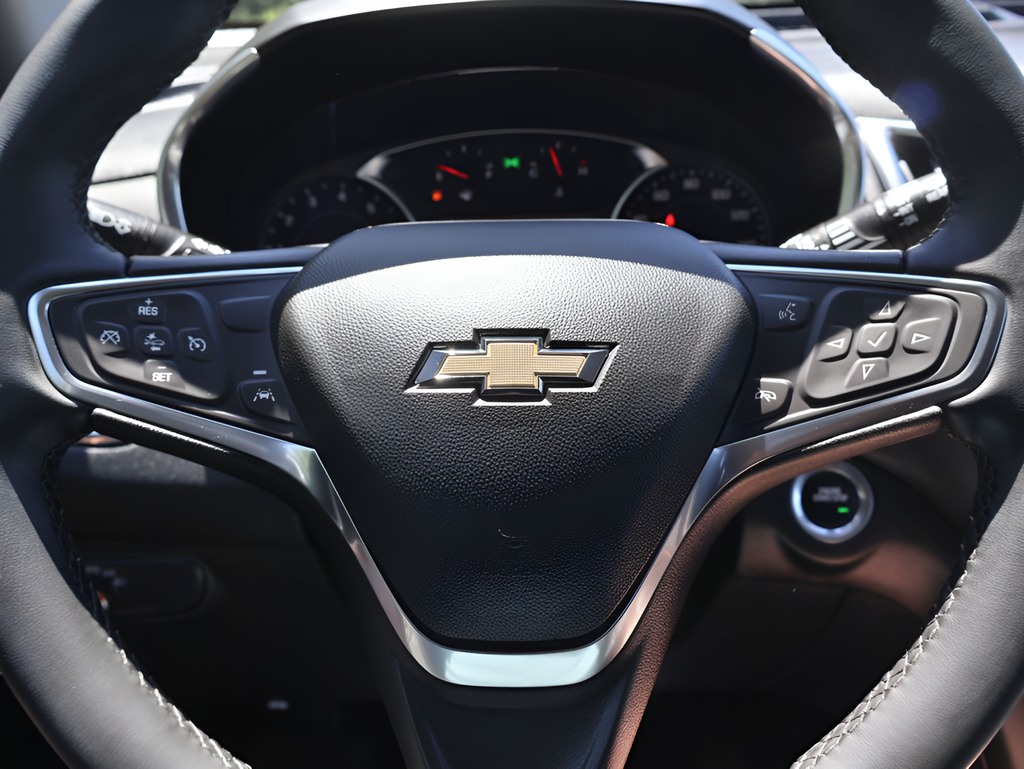 Used 2024 White Chevrolet LT image 19