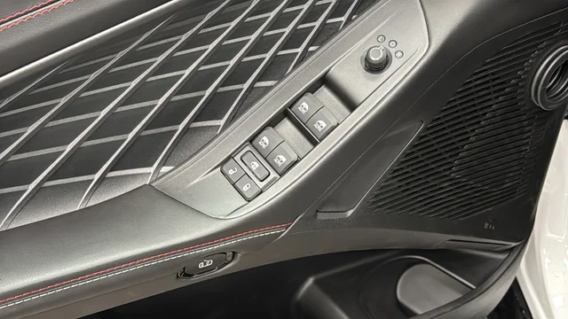 New 2026 White Knuckle Exterior Paint Dodge R/T image 21