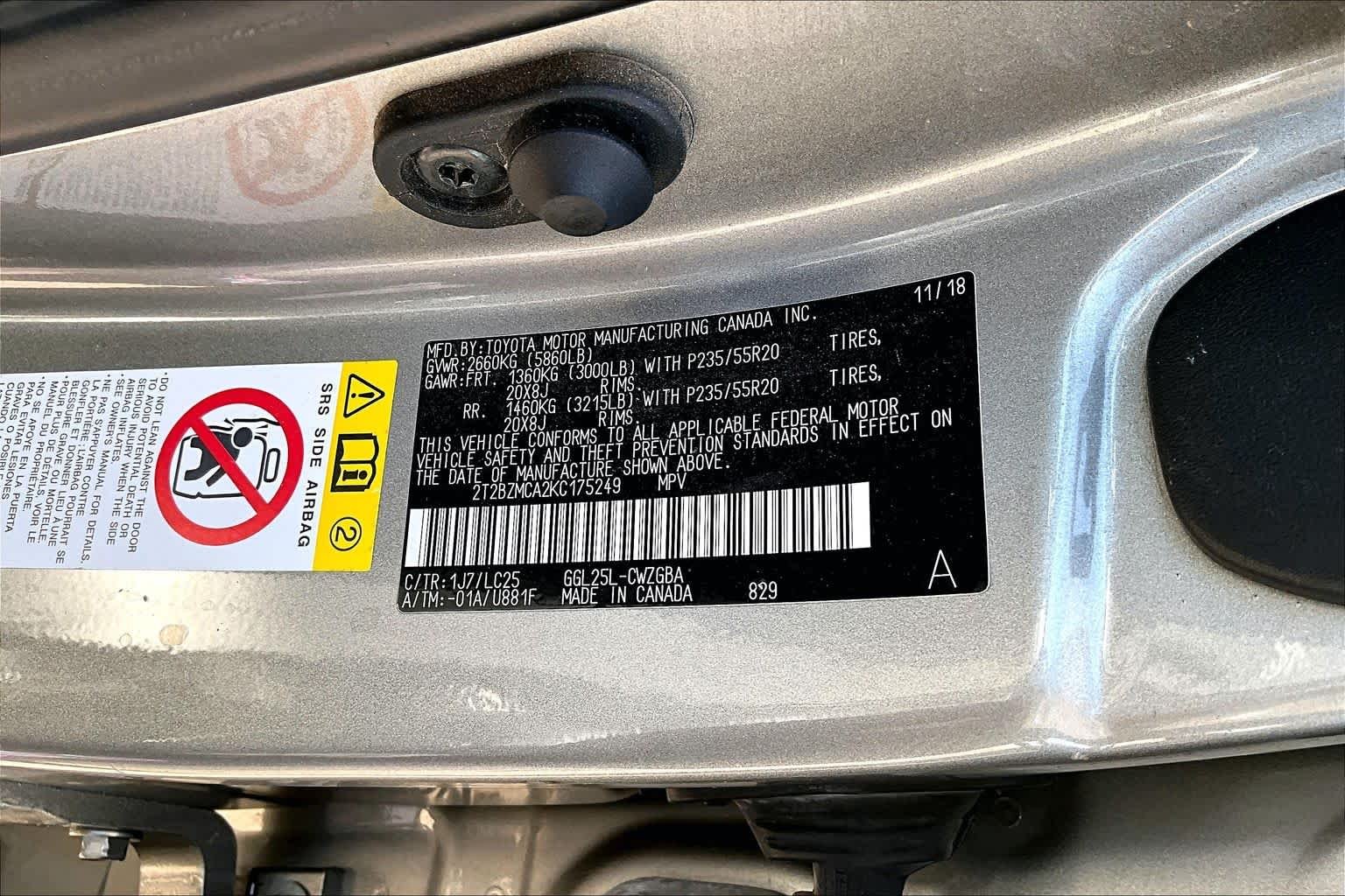 Used 2019 Atomic Silver Lexus F SPORT image 34