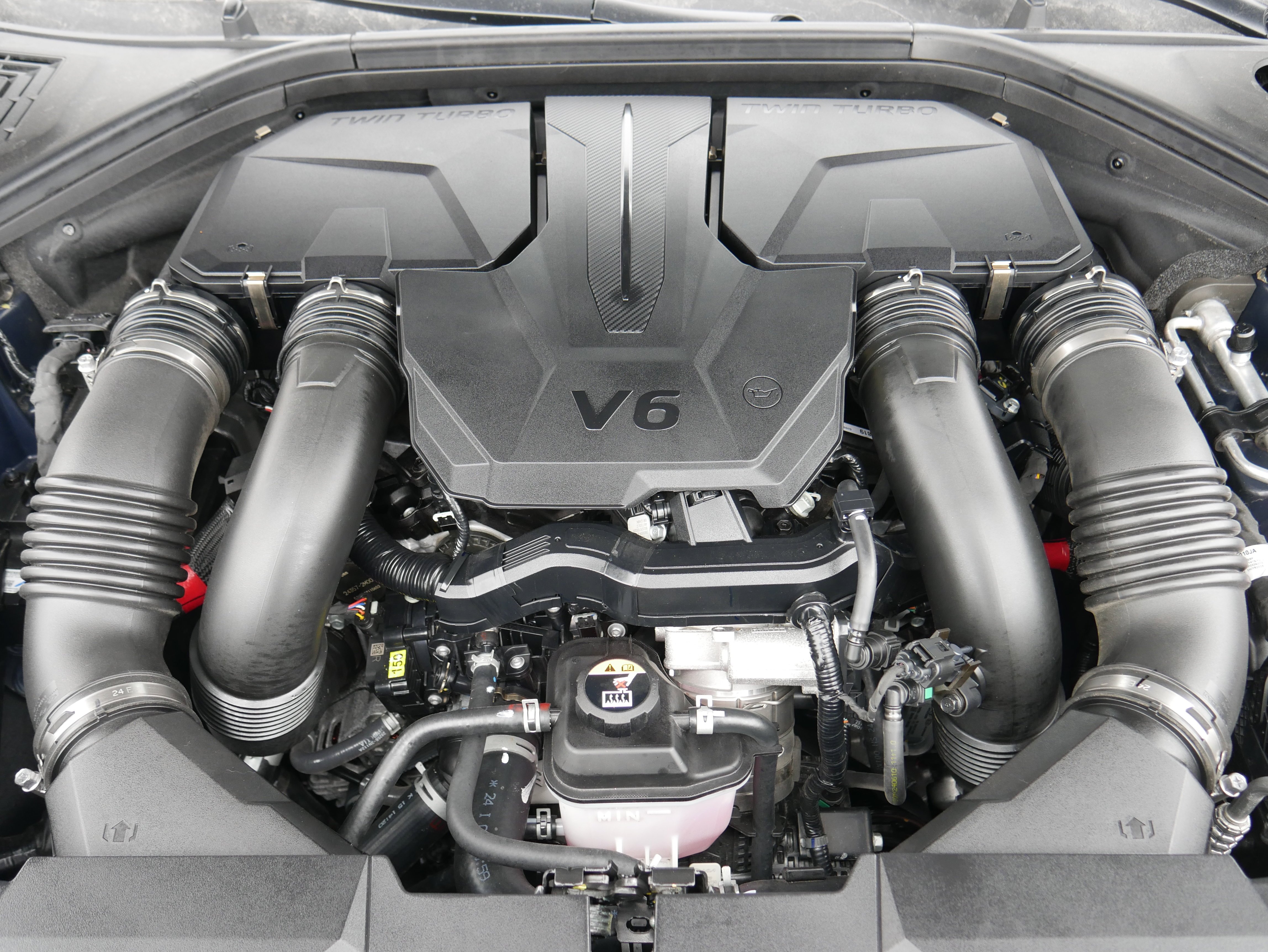 2026 GENESIS GV70 Sport Advanced - Photo 10