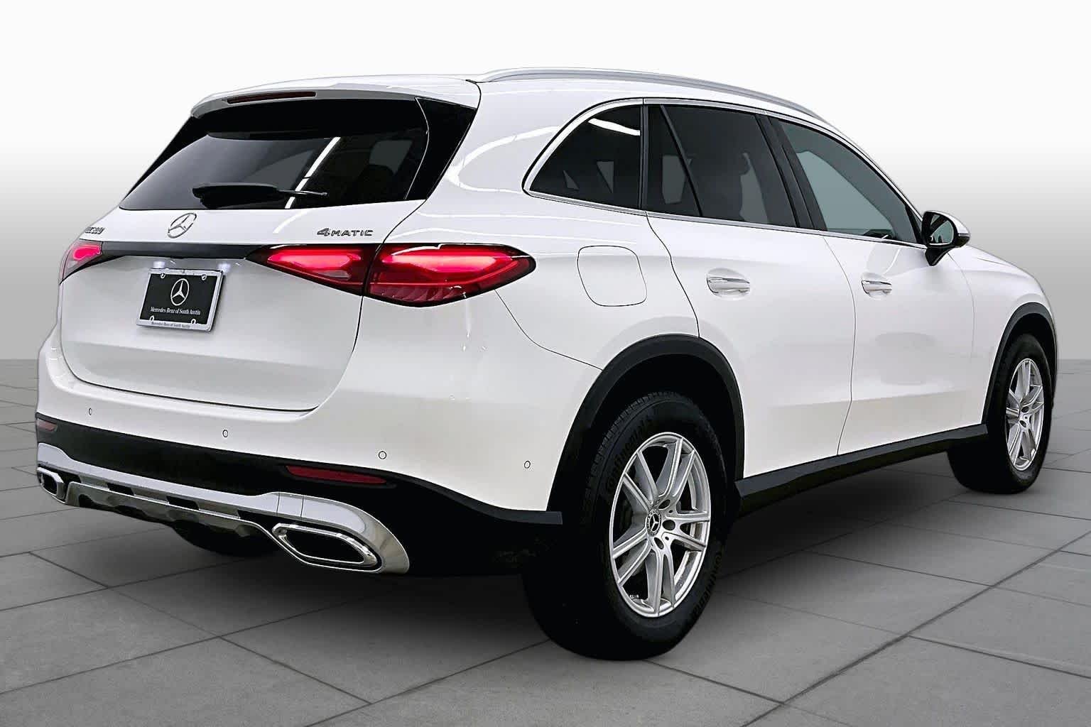Used 2025 Polar White Mercedes-Benz GLC 300 image 13