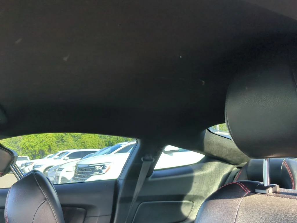 Used 2019 Black Ford GT Premium image 9