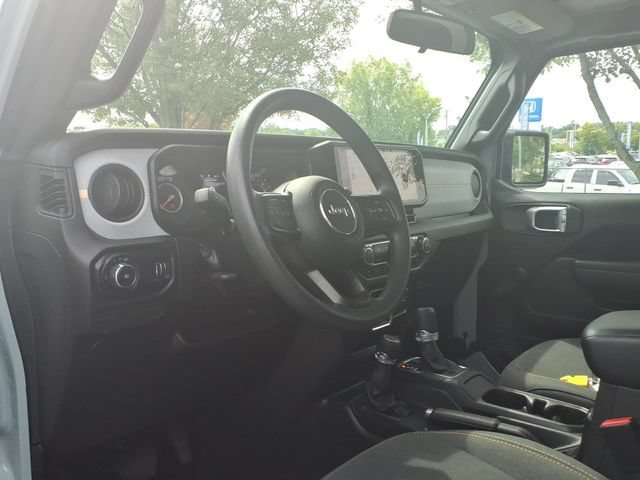 Used 2024 Gray Jeep Sport image 18
