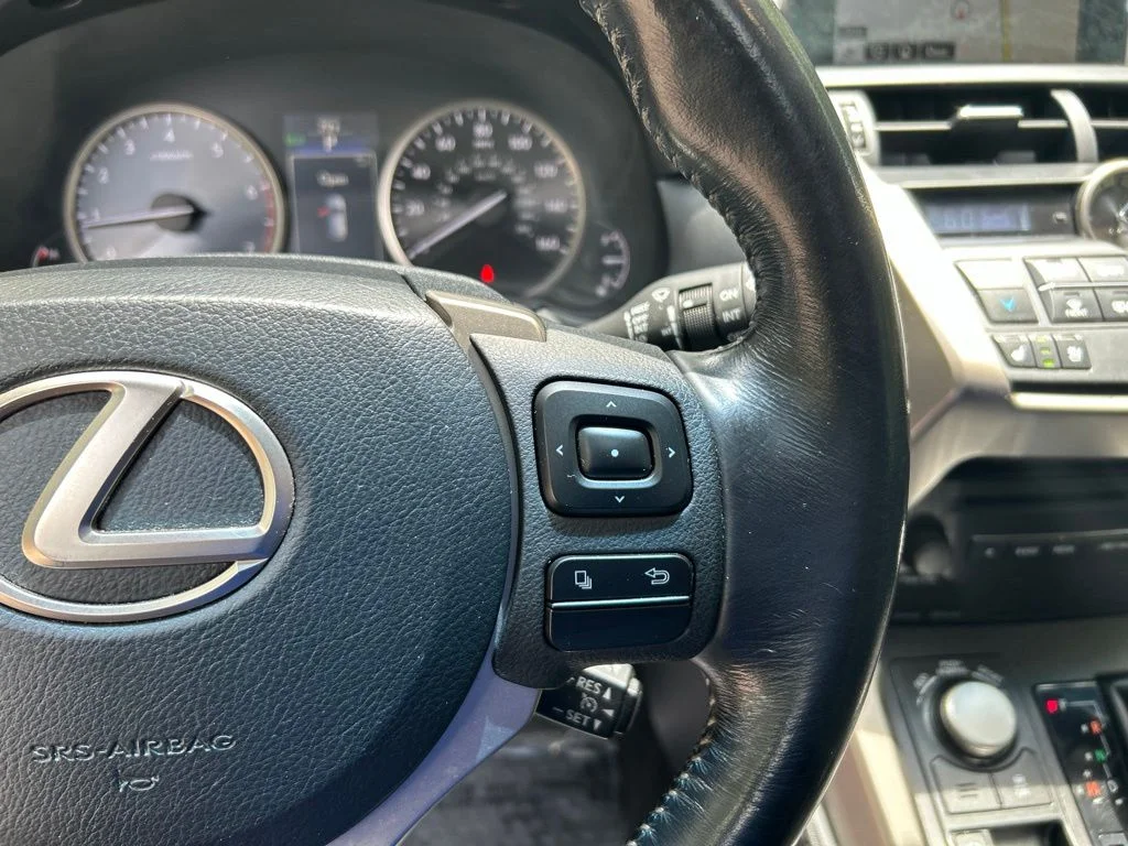Used 2015 Red Lexus 200t image 22