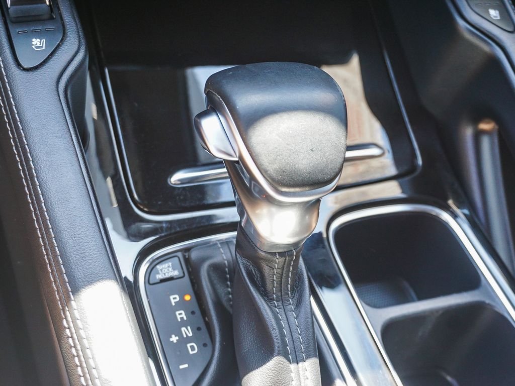 Certified Used 2022 White Kia SX image 23