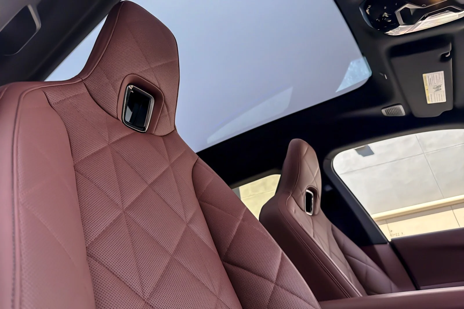 Used 2025 Oxide Grey Metallic BMW M60 Sports Activity Vehicle image 16