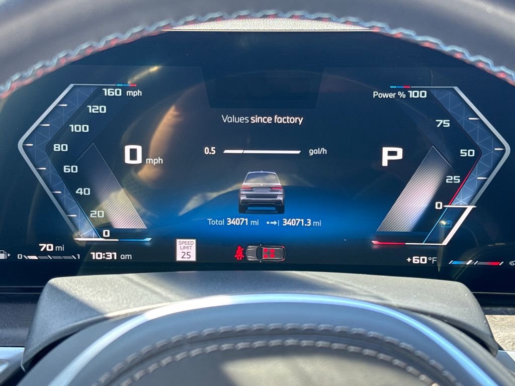 2025 BMW X7 M60i - Photo 23