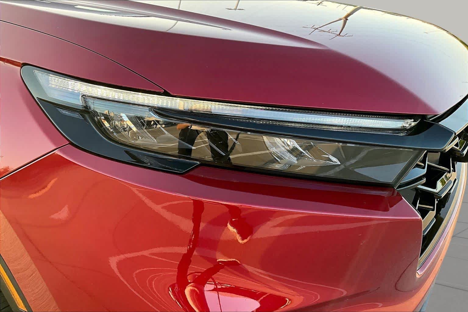 Used 2025 Radiant Red Metallic Honda Sport-L image 27