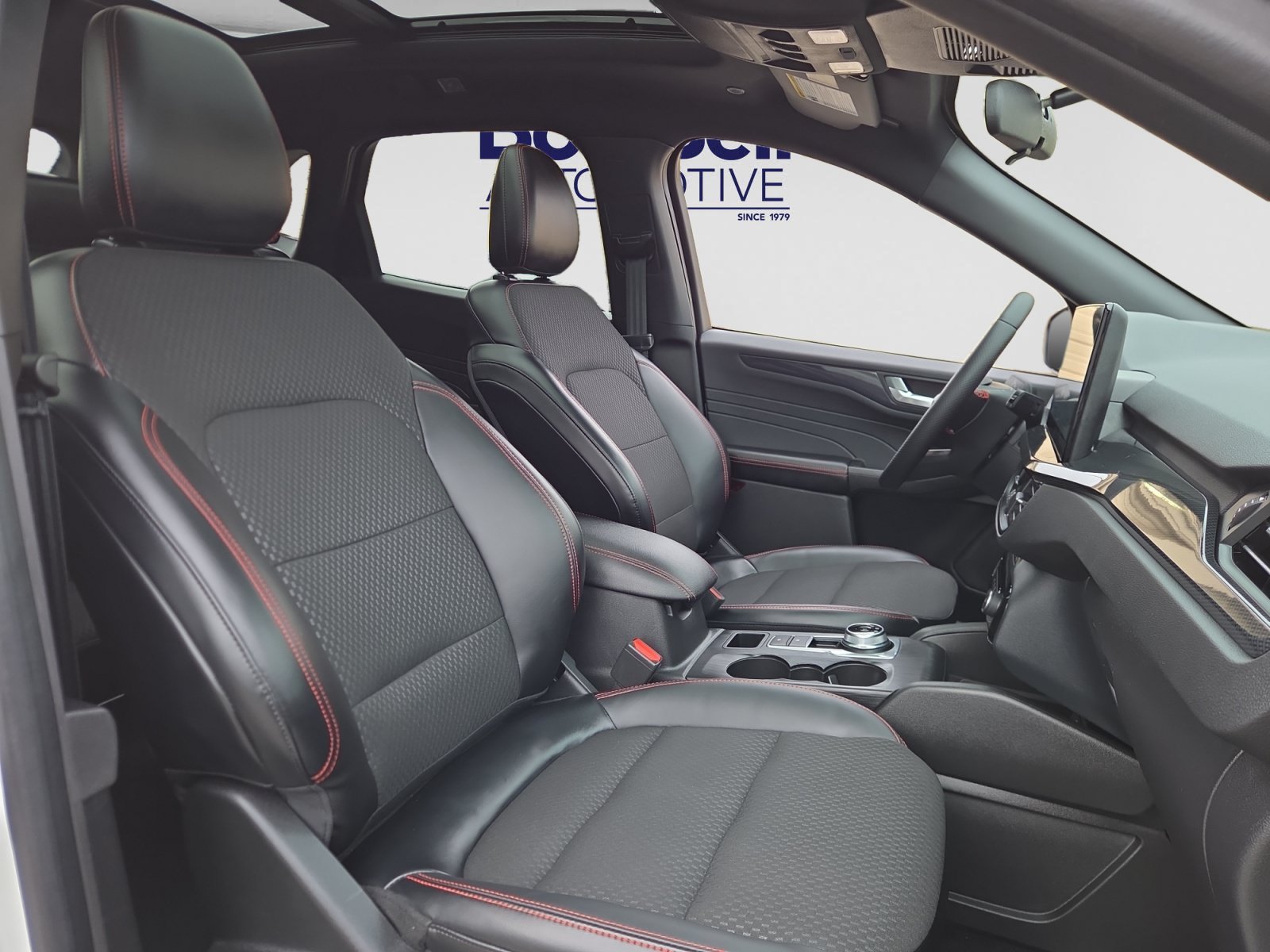 2023 Ford Escape ST-Line Select - Photo 15