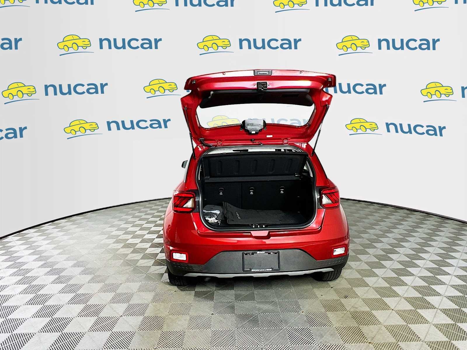 Used 2024 Ultimate Red Hyundai SEL image 26