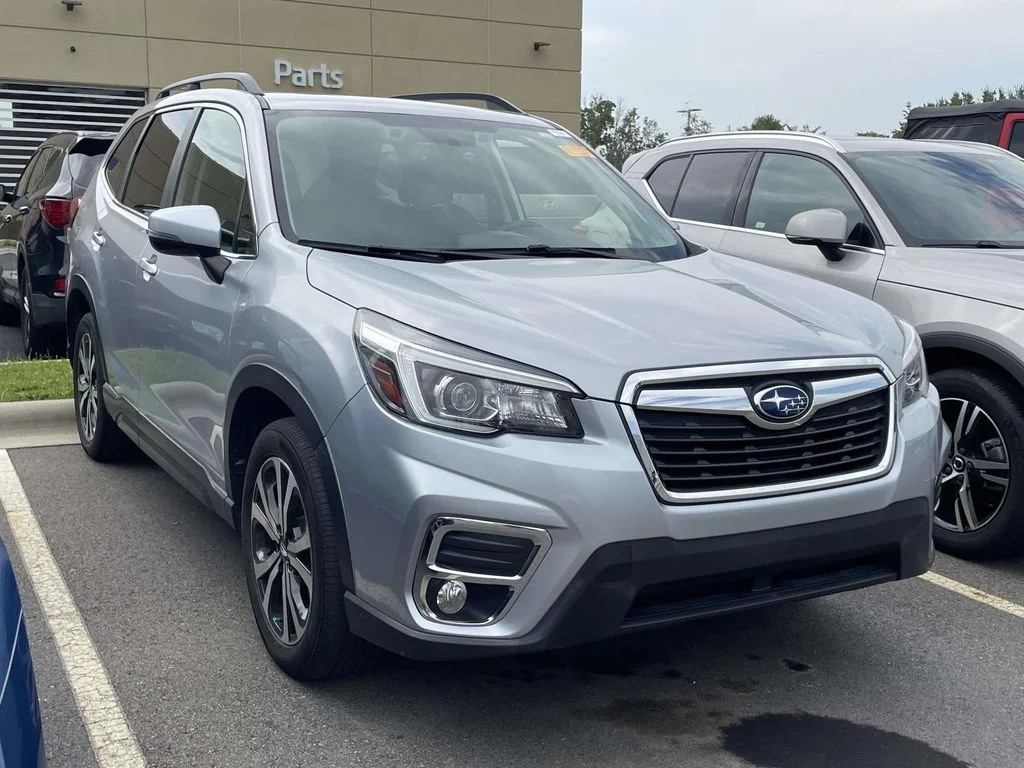 Used 2020 Ice Silver Metallic Subaru Limited image 1