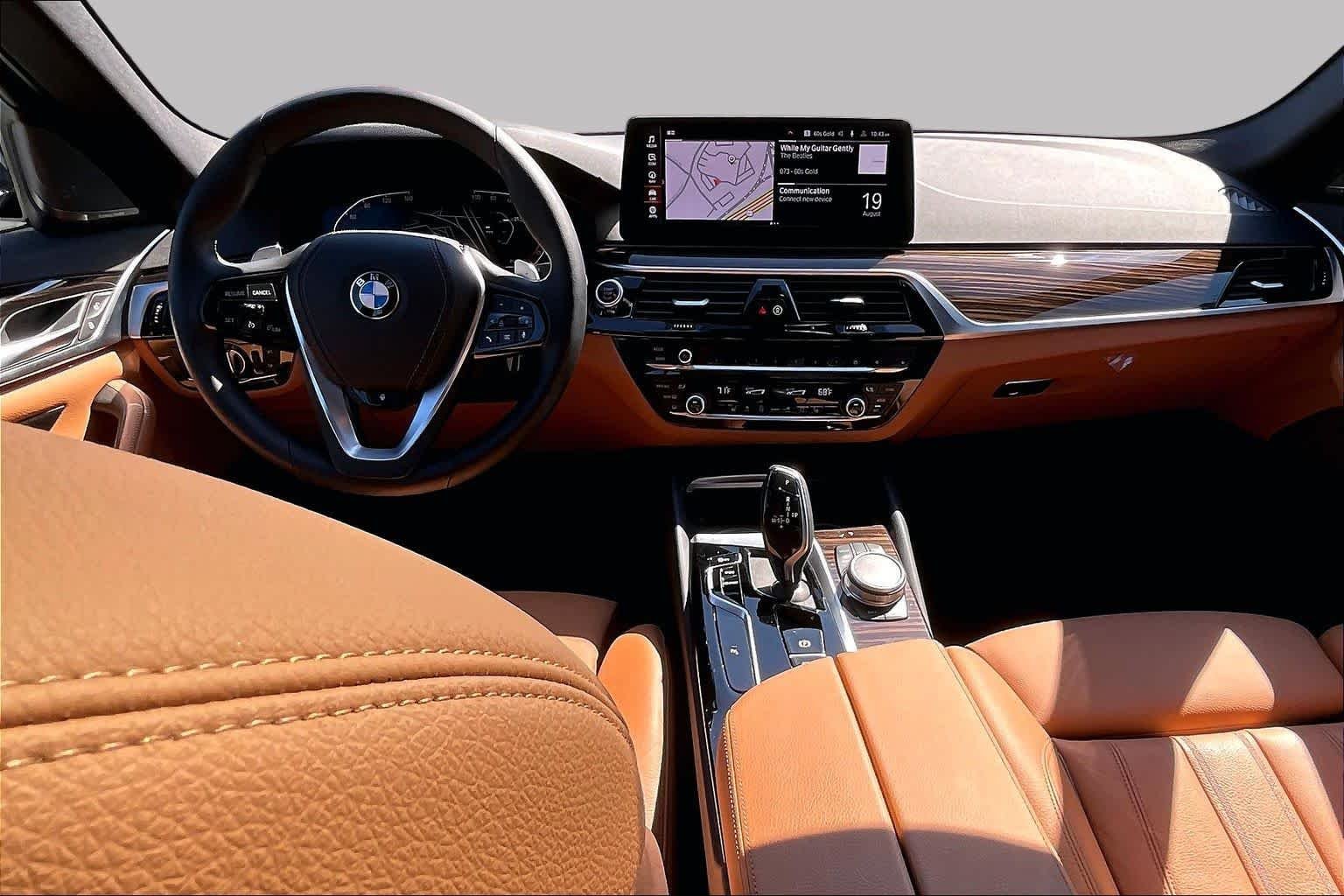 Used 2023 Black Sapphire Metallic BMW 540i xDrive image 15