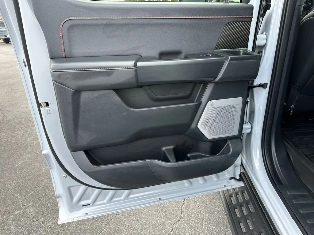 Used 2025 White Ford Raptor image 21