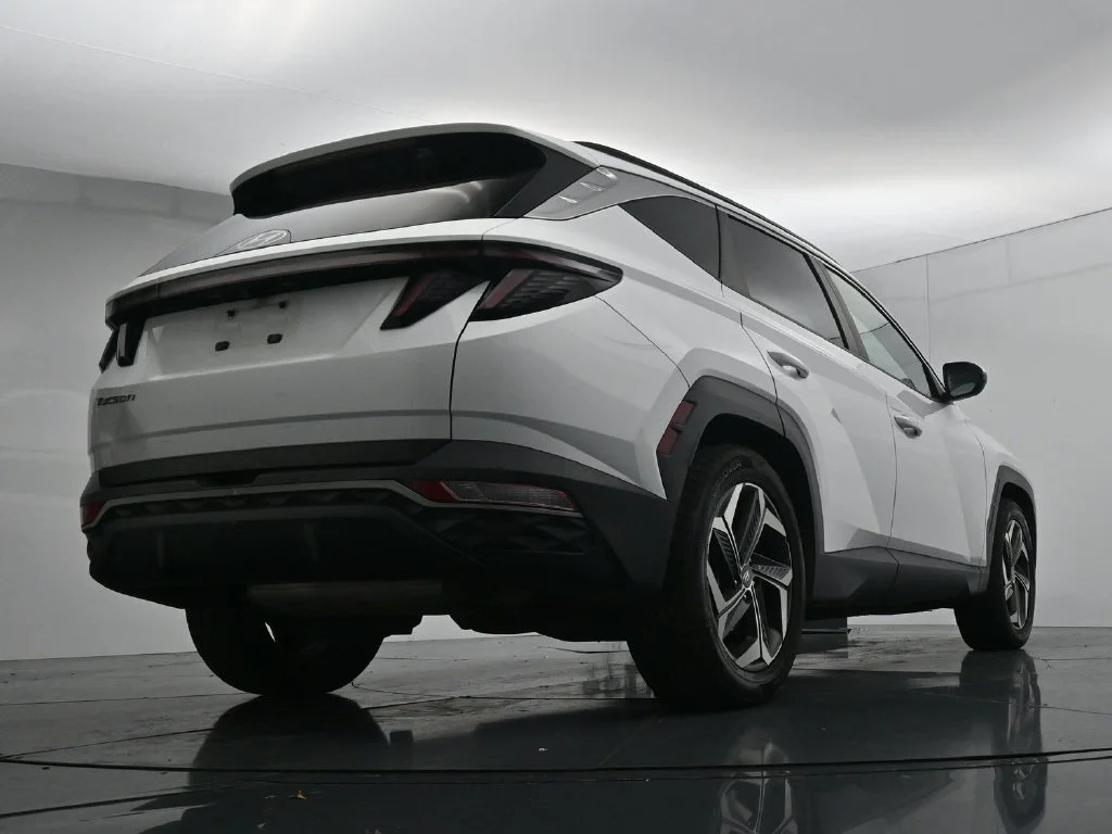 Used 2022 Gray Hyundai SEL image 21