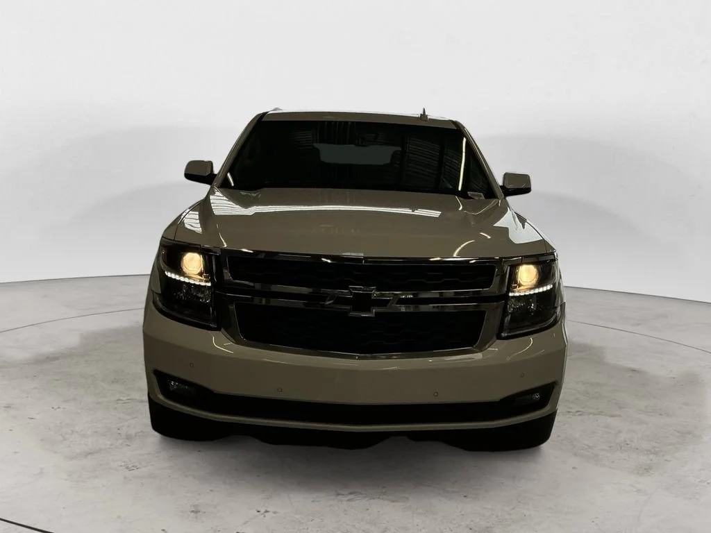 Used 2020 SUMMIT WHITE Chevrolet LT image 2