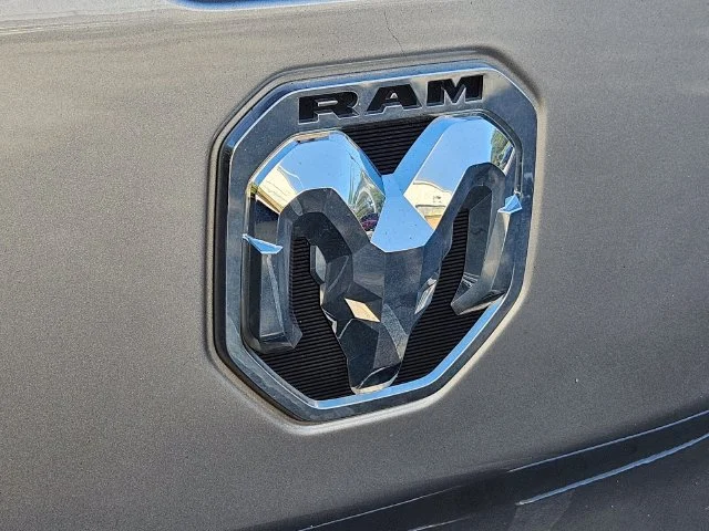 Used 2022 Silver Ram Big Horn/Lone Star image 10