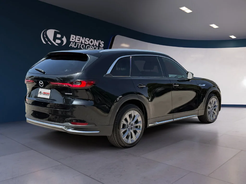 Used 2025 Black Mazda 3.3 Turbo Premium Plus image 5