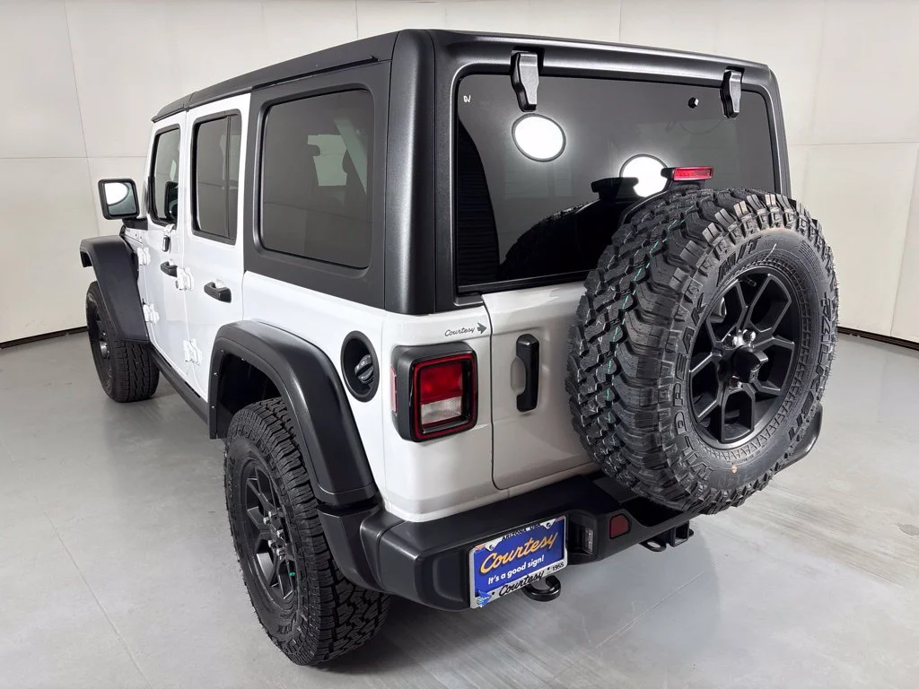 Used 2025 White Jeep Willys image 6
