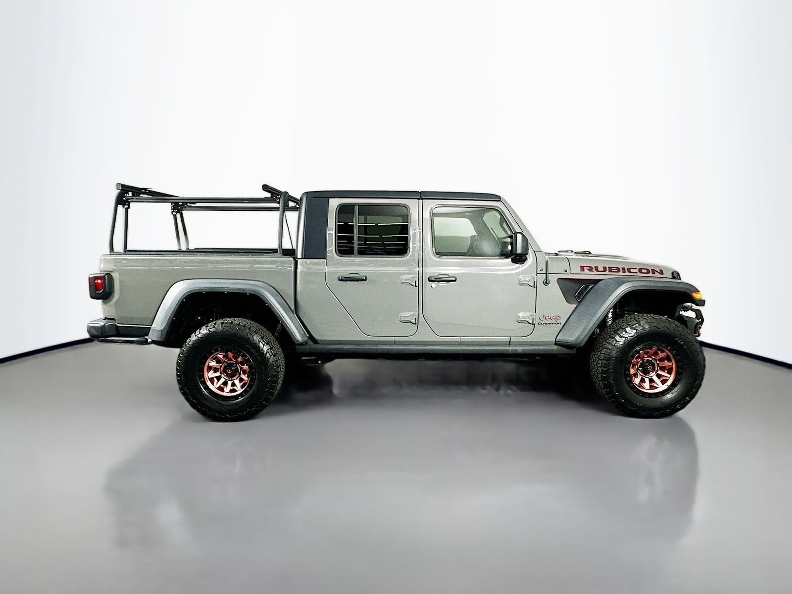 Used 2021 Sting-Gray Clearcoat Jeep Rubicon image 9