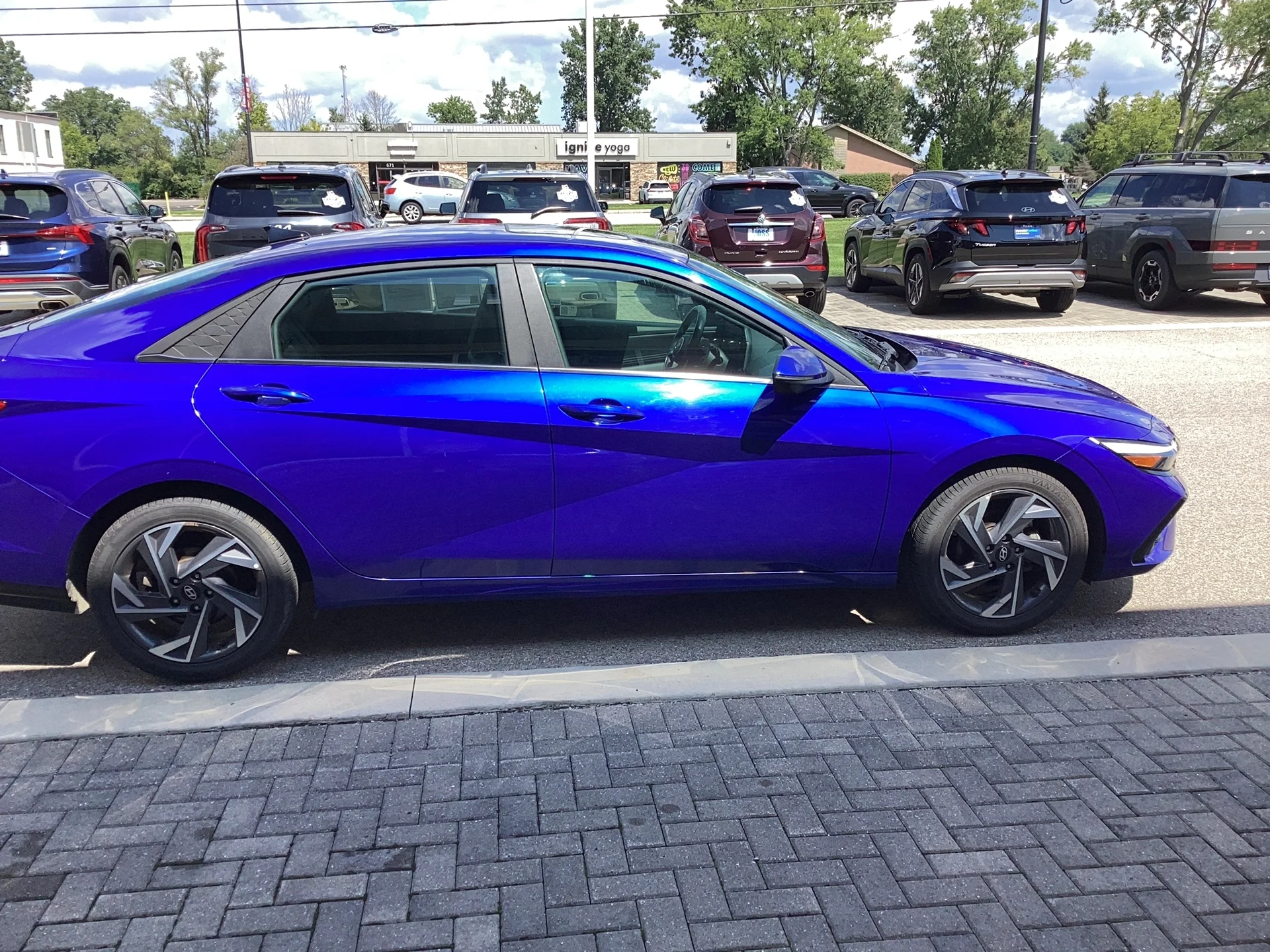 Certified Used 2024 Intense Blue Pearl Hyundai Limited image 3