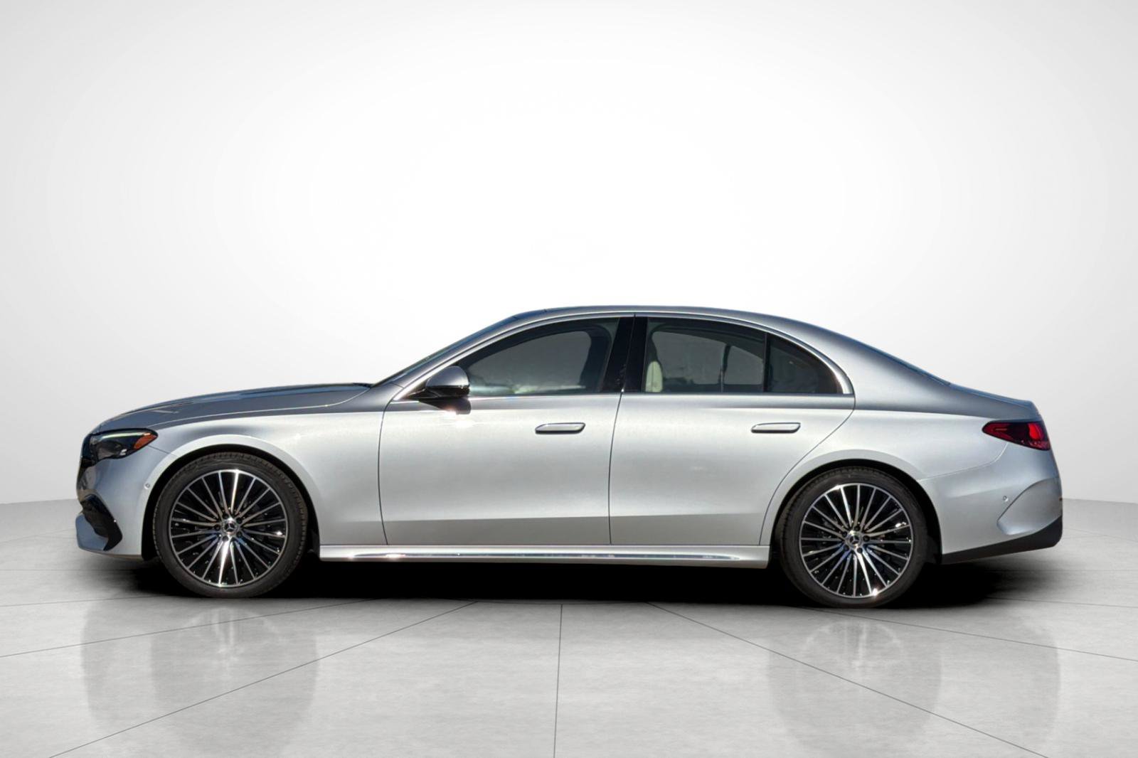 New 2027 Cirrus Silver Metallic Mercedes-Benz E 350 image 30