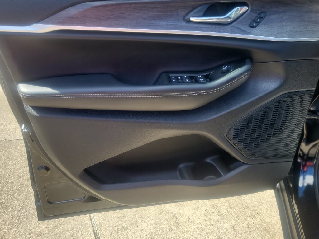 Used 2025 Black Jeep Limited image 13