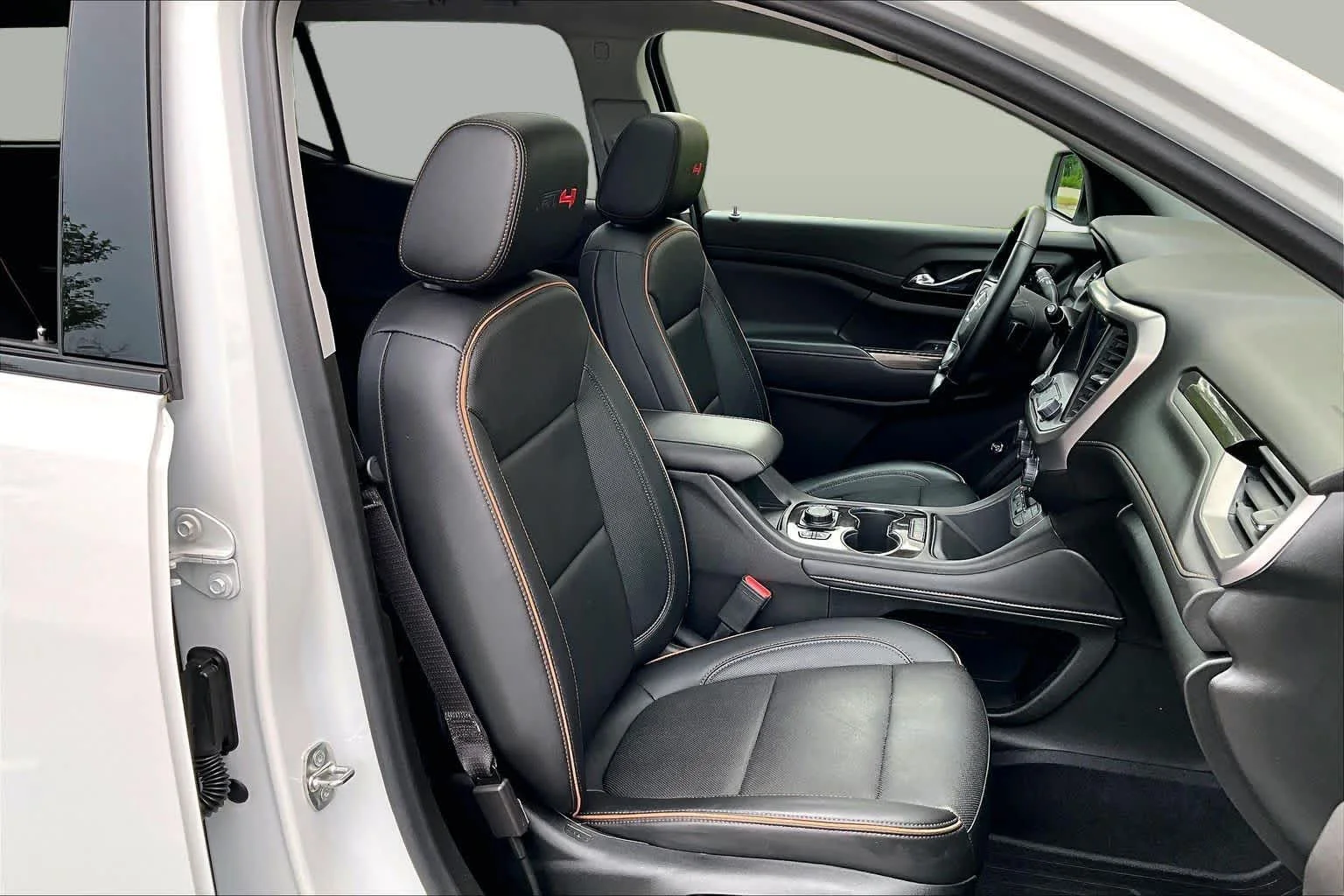 Used 2023 Summit White GMC AT4 image 8