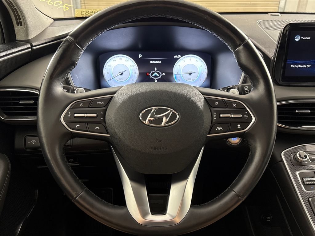 2022 Hyundai Santa Fe Limited - Photo 16
