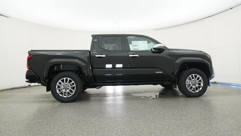 2025 Toyota Tacoma Limited - Photo 37