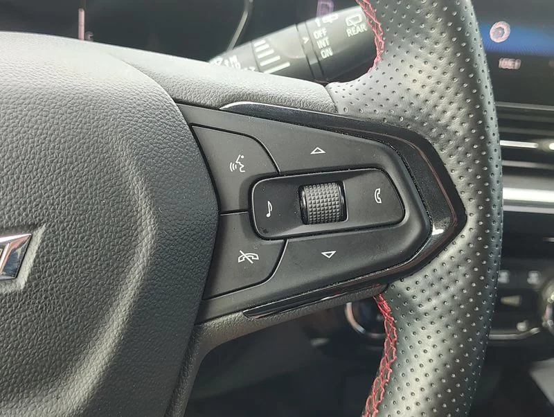 Used 2024 Red Chevrolet 2RS image 25