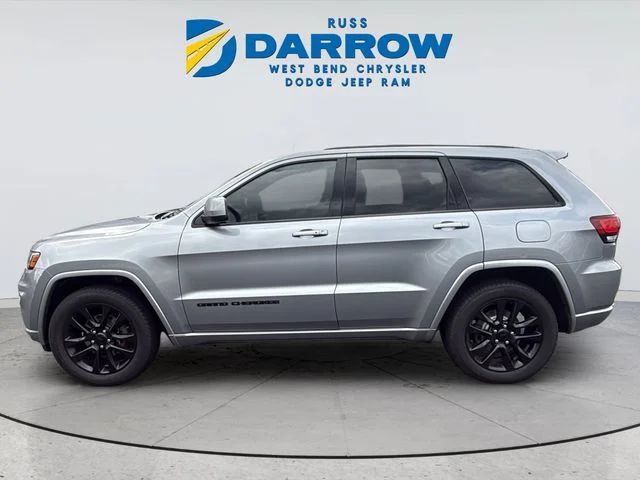 Certified Used 2020 Silver Jeep Altitude image 2
