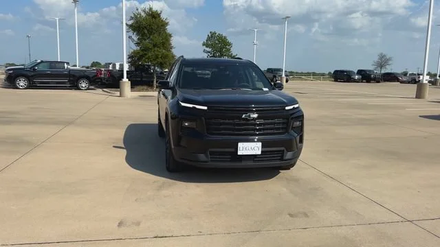 New 2026 Mosaic Black Metallic Chevrolet LT image 4