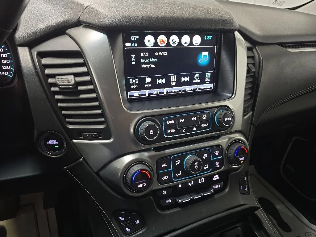 Used 2018 Black Chevrolet Premier image 27