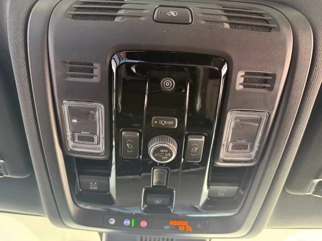 2026 Chevrolet Suburban High Country - Photo 29